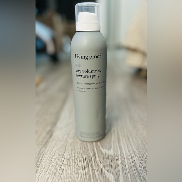 Living Proof Full Dry Volume & Texture Spray - Picture 4 of 9